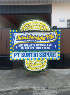 Papan Bunga Duka di Mewoluk